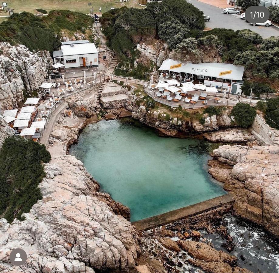 Hermanus Whale Cottage Bagian luar foto